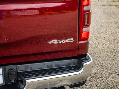 2019 RAM 1500 Laramie Crew Cab 4x4 5'7" Box