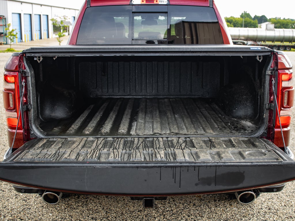 2019 RAM 1500 Laramie Crew Cab 4x4 5'7" Box