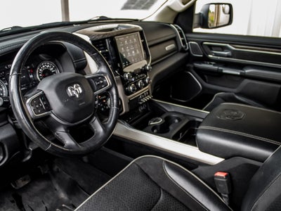 2019 RAM 1500 Laramie Crew Cab 4x4 5'7" Box