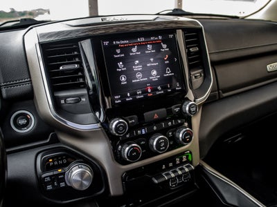 2019 RAM 1500 Laramie Crew Cab 4x4 5'7" Box