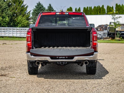 2019 RAM 1500 Laramie Crew Cab 4x4 5'7" Box
