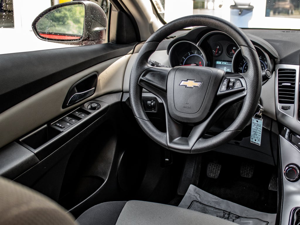 2015 Chevrolet Cruze LS