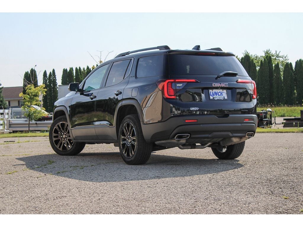 2023 GMC Acadia SLE