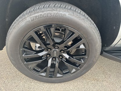 2025 GMC Yukon Elevation