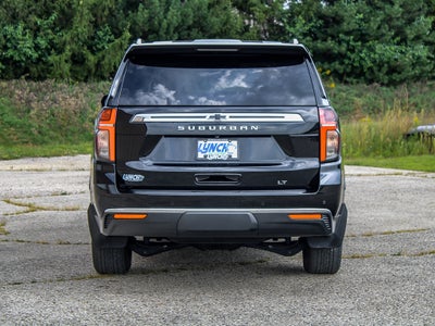 2024 Chevrolet Suburban LT
