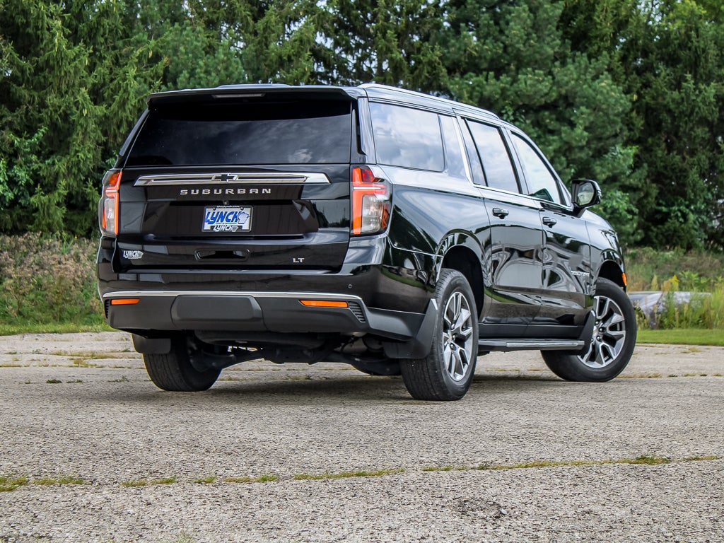 2024 Chevrolet Suburban LT