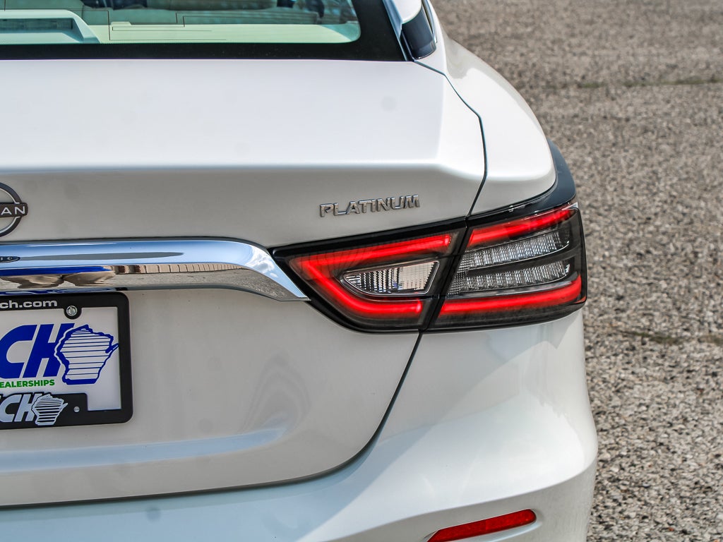2023 Nissan Maxima Platinum