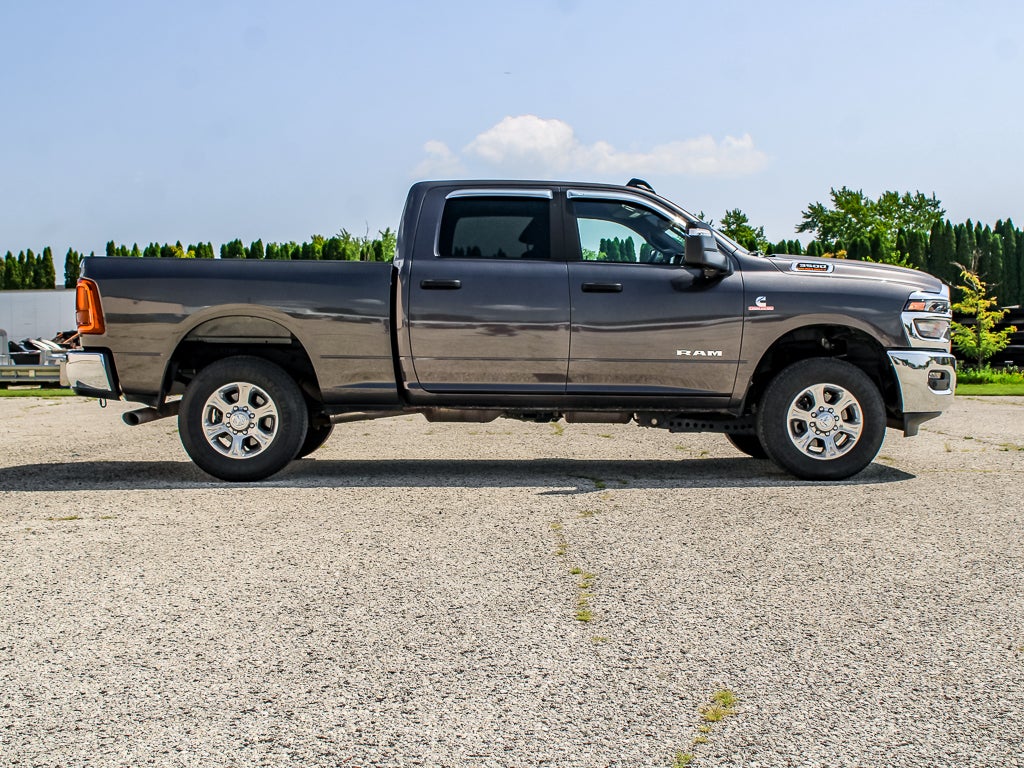 2025 RAM 3500 Big Horn Crew Cab 4x4 6'4" Box