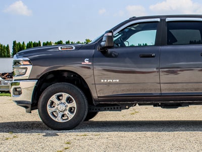 2025 RAM 3500 Big Horn Crew Cab 4x4 6'4" Box