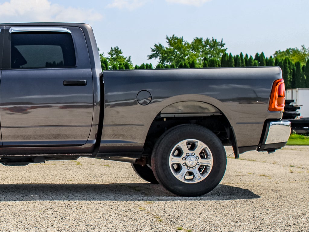 2025 RAM 3500 Big Horn Crew Cab 4x4 6'4" Box