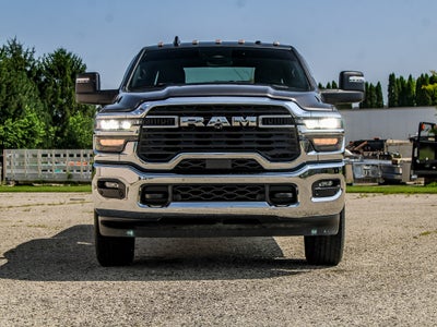 2025 RAM 3500 Big Horn Crew Cab 4x4 6'4" Box