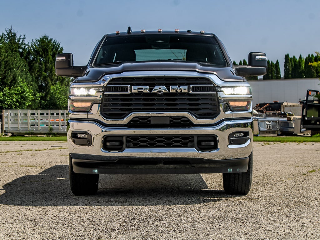 2025 RAM 3500 Big Horn Crew Cab 4x4 6'4" Box
