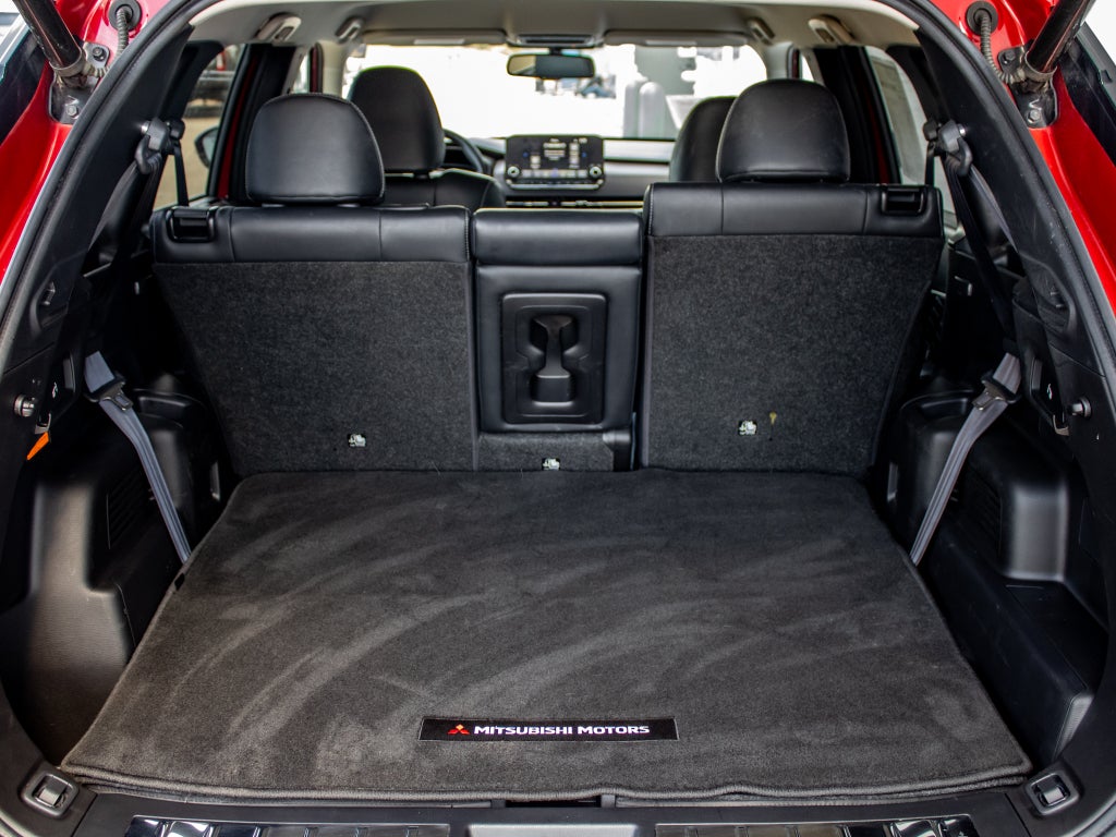 2024 Mitsubishi Outlander Plug-In Hybrid SEL