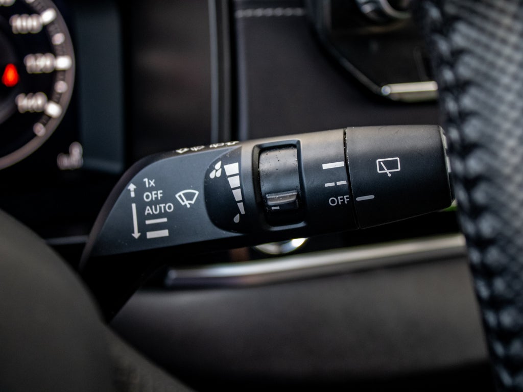 2024 Mitsubishi Outlander Plug-In Hybrid SEL