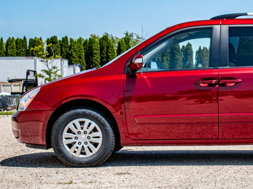 2012 Kia Sedona LX
