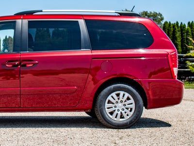 2012 Kia Sedona LX