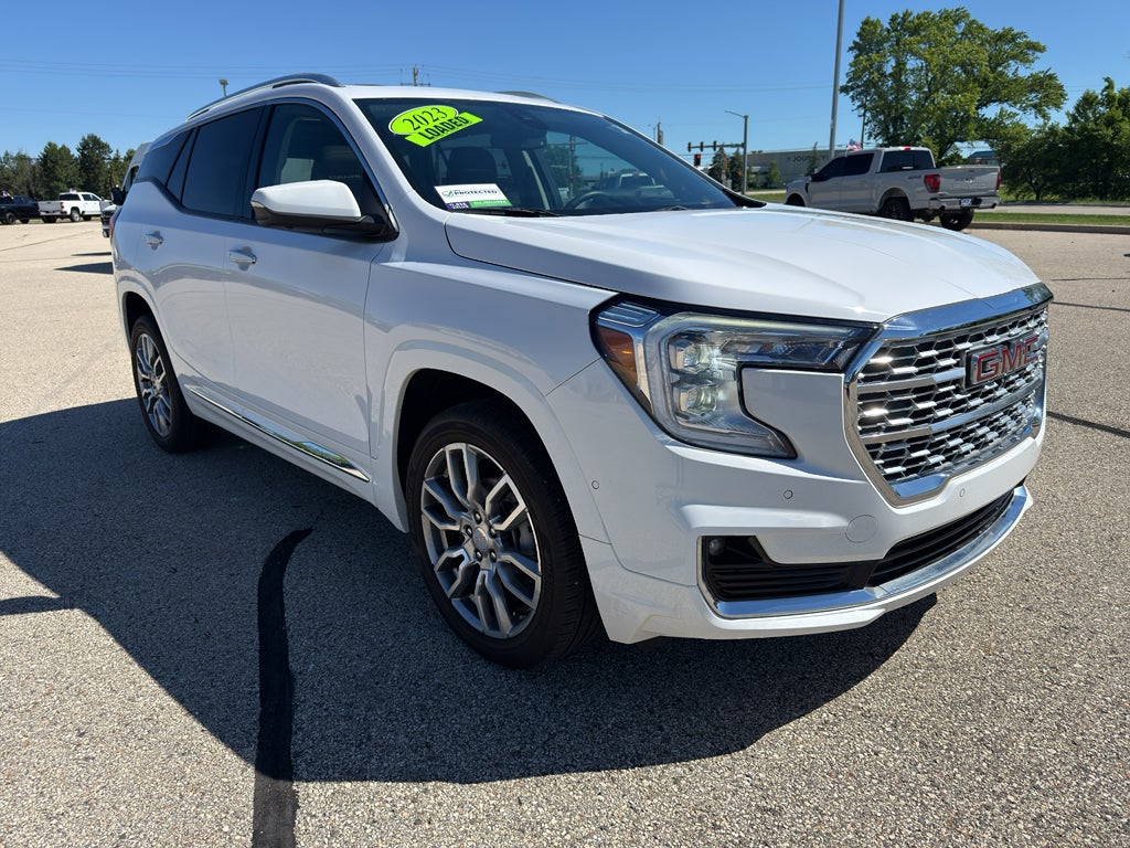 2023 GMC Terrain Denali