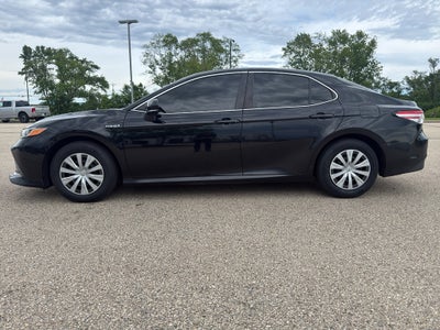 2019 Toyota Camry Hybrid LE