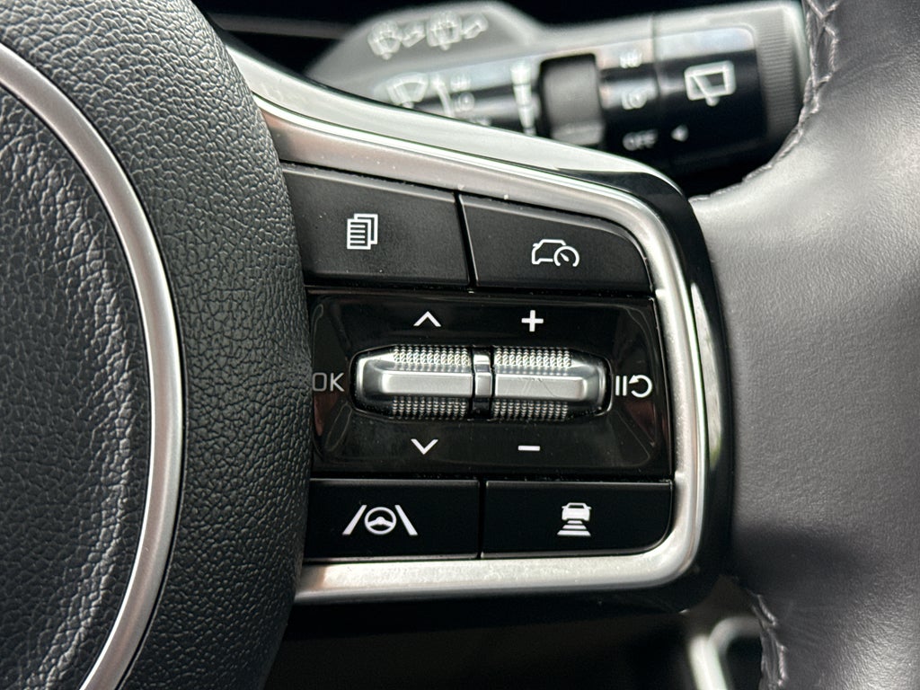 2025 Kia Carnival LXS