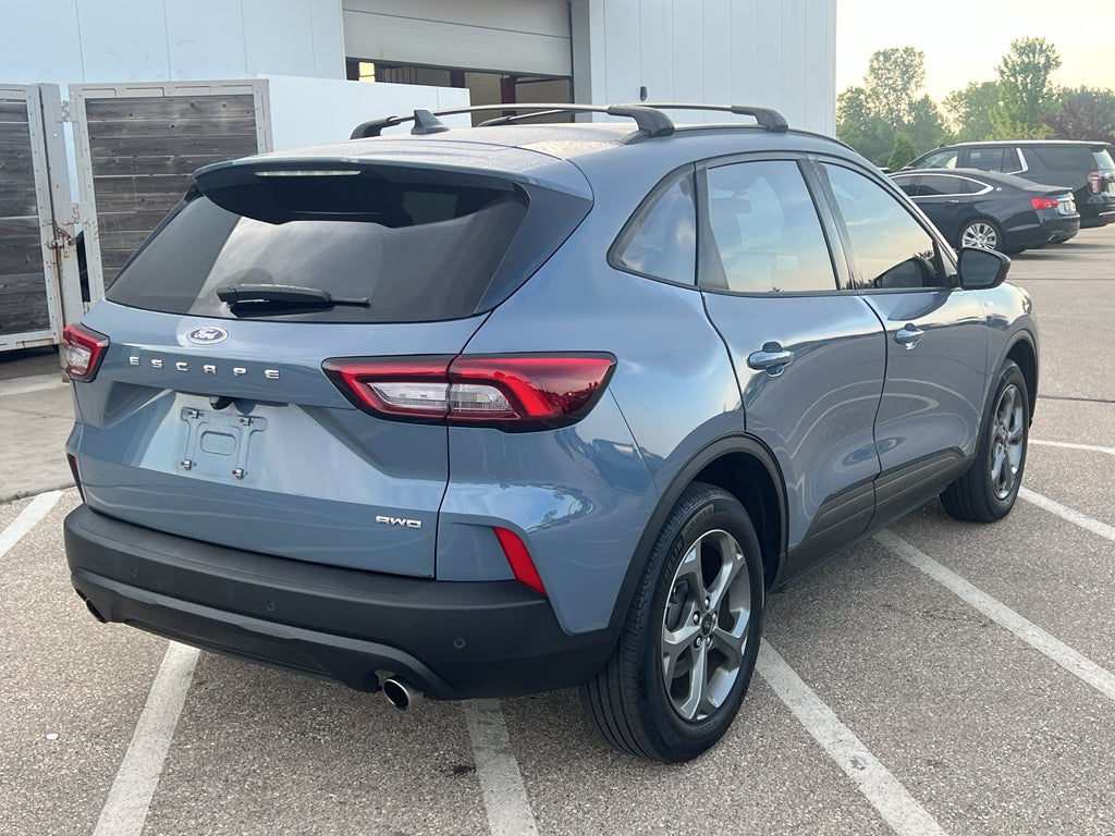 2025 Ford Escape ST-Line