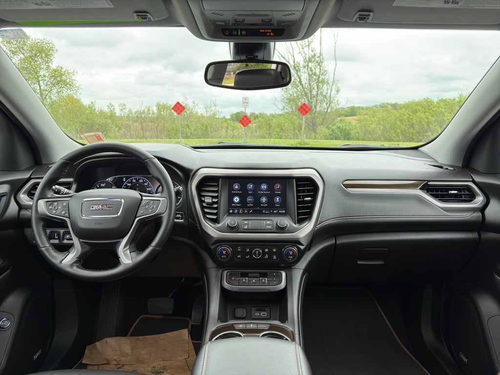 2023 GMC Acadia AT4