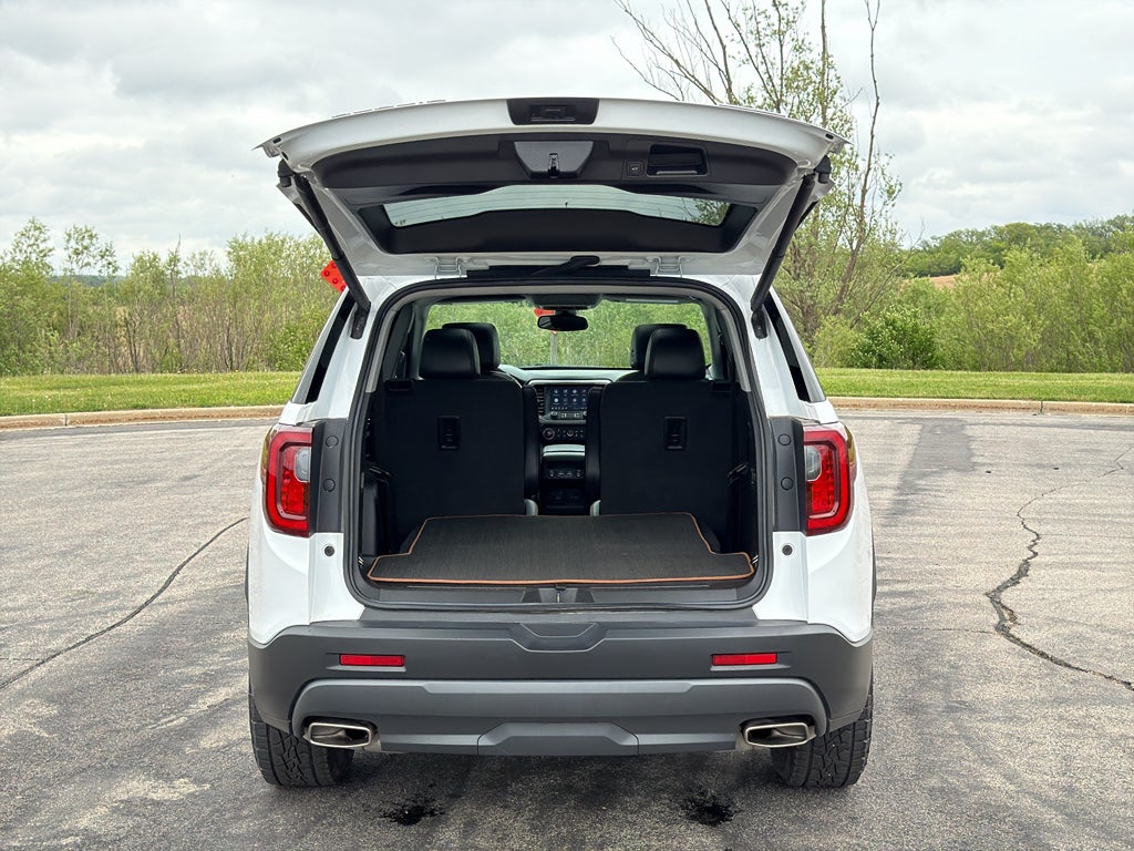 2023 GMC Acadia AT4