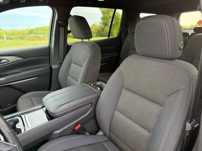 2024 Chevrolet Traverse LT