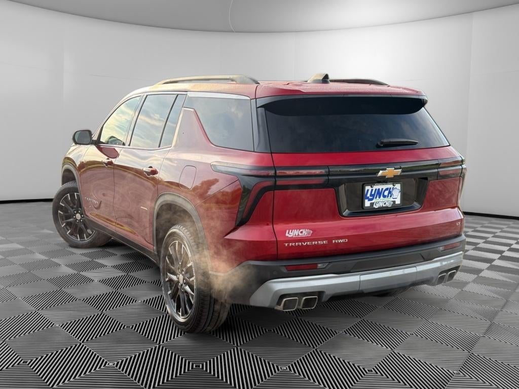 2024 Chevrolet Traverse LT