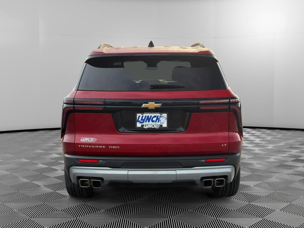 2024 Chevrolet Traverse LT