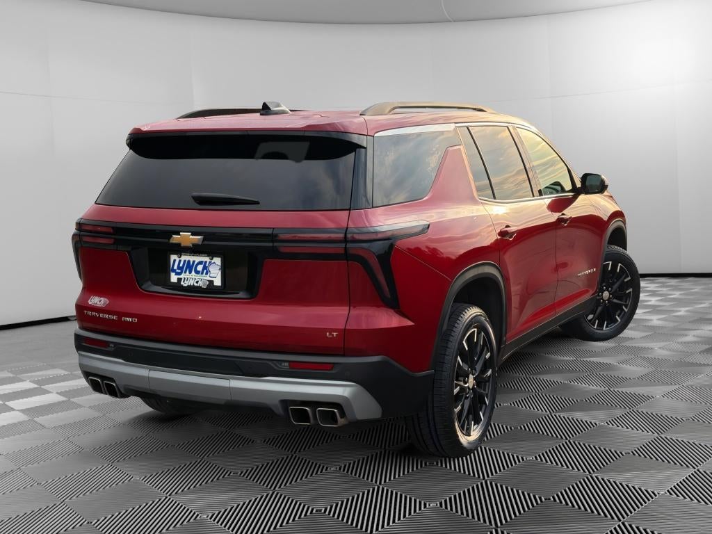 2024 Chevrolet Traverse LT