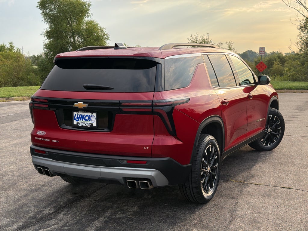 2024 Chevrolet Traverse LT