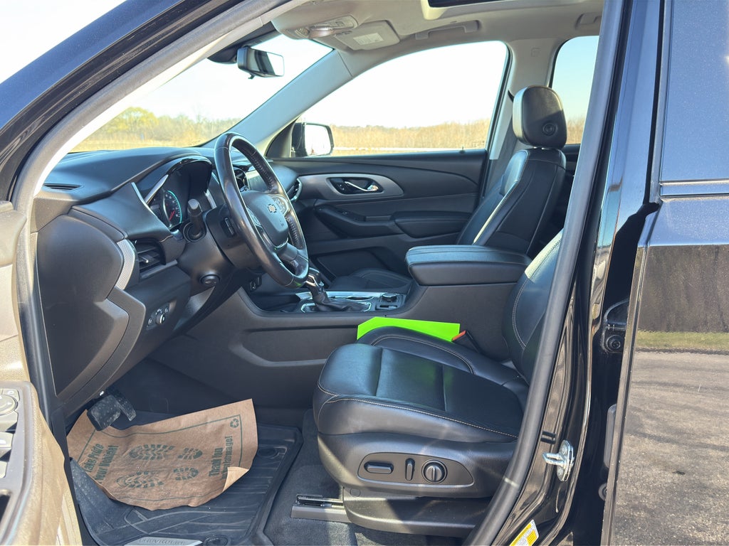 2021 Chevrolet Traverse Premier