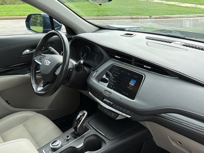 2021 Cadillac XT4 AWD Luxury