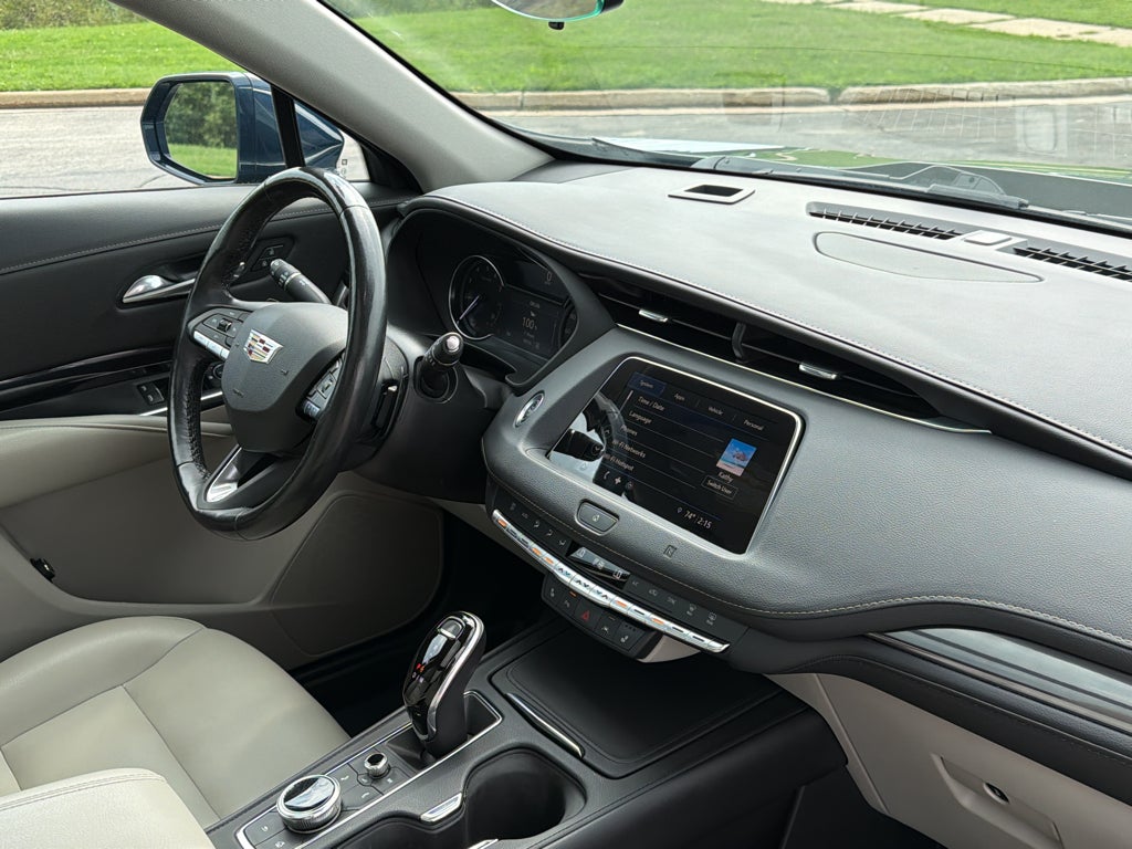 2021 Cadillac XT4 AWD Luxury