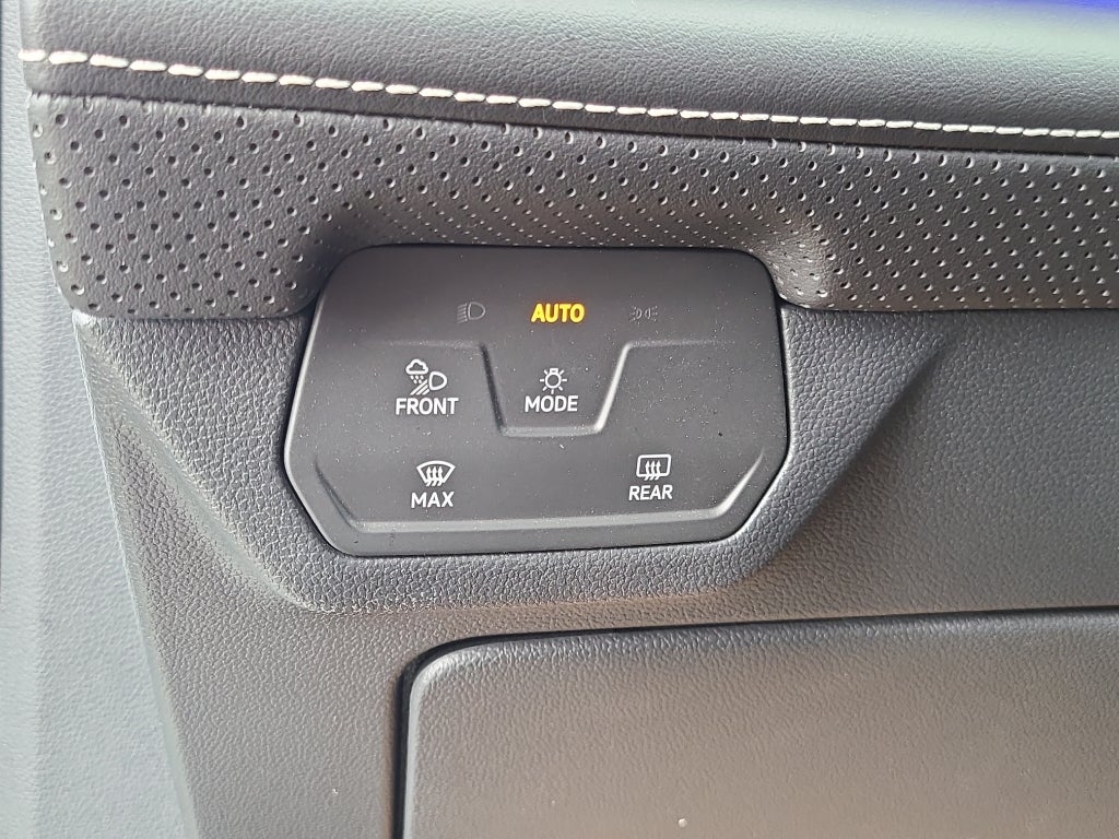 2024 Volkswagen Atlas Cross Sport Execline