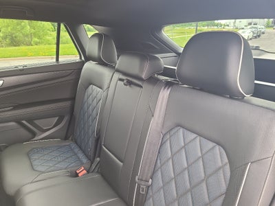 2024 Volkswagen Atlas Cross Sport Execline