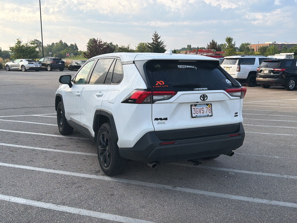 2023 Toyota RAV4 LE