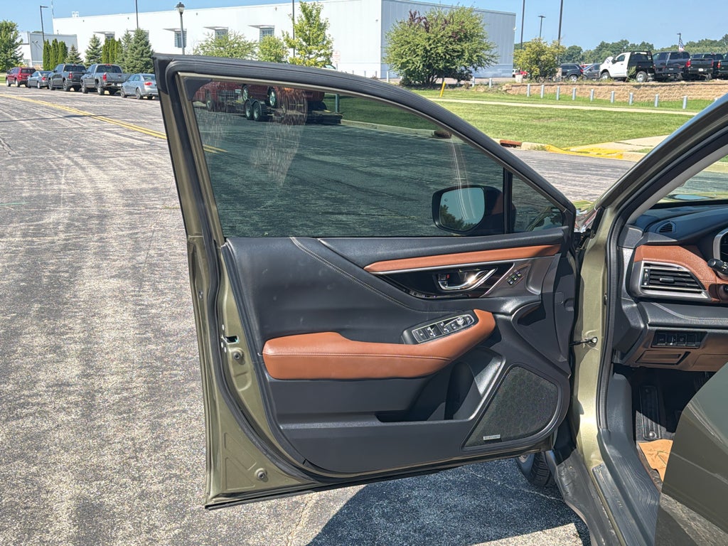 2022 Subaru Outback Touring