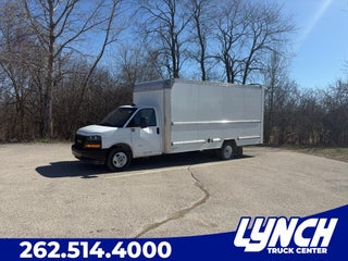 2022 GMC Savana 3500 Base 177 in. WB