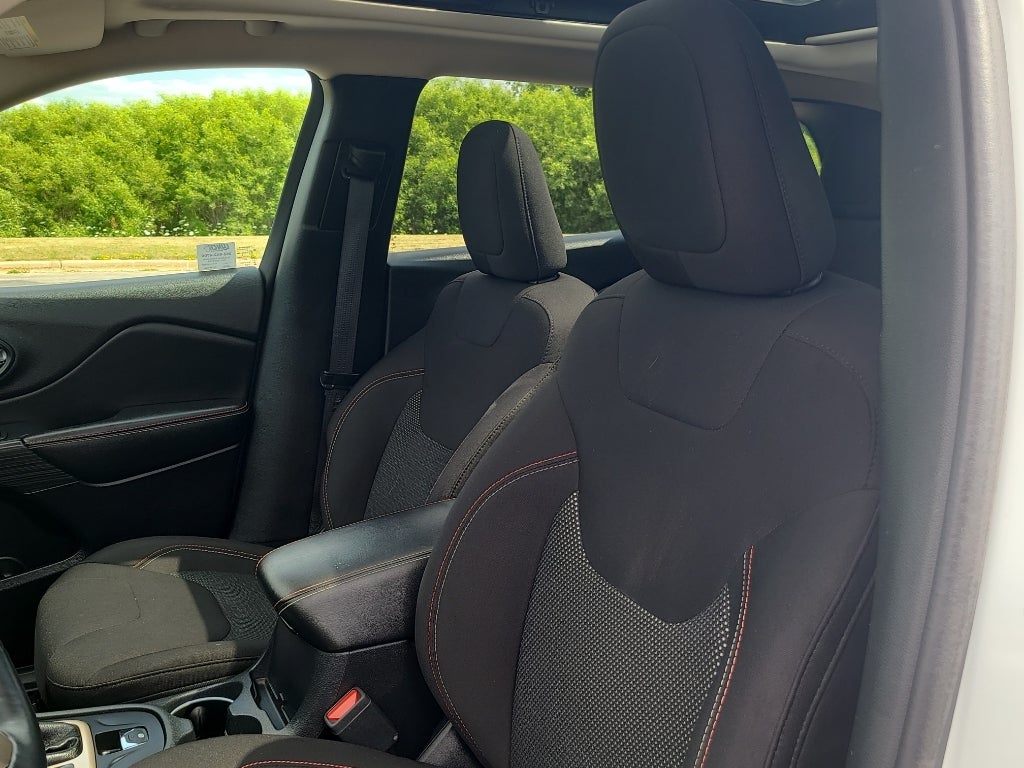 2016 Jeep Cherokee 75th Anniversary