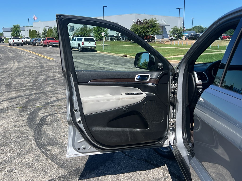 2018 Jeep Grand Cherokee Sterling Edition