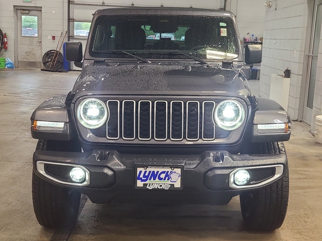 2025 Jeep Wrangler 4xe Sahara