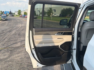 2022 Jeep Wagoneer Series III