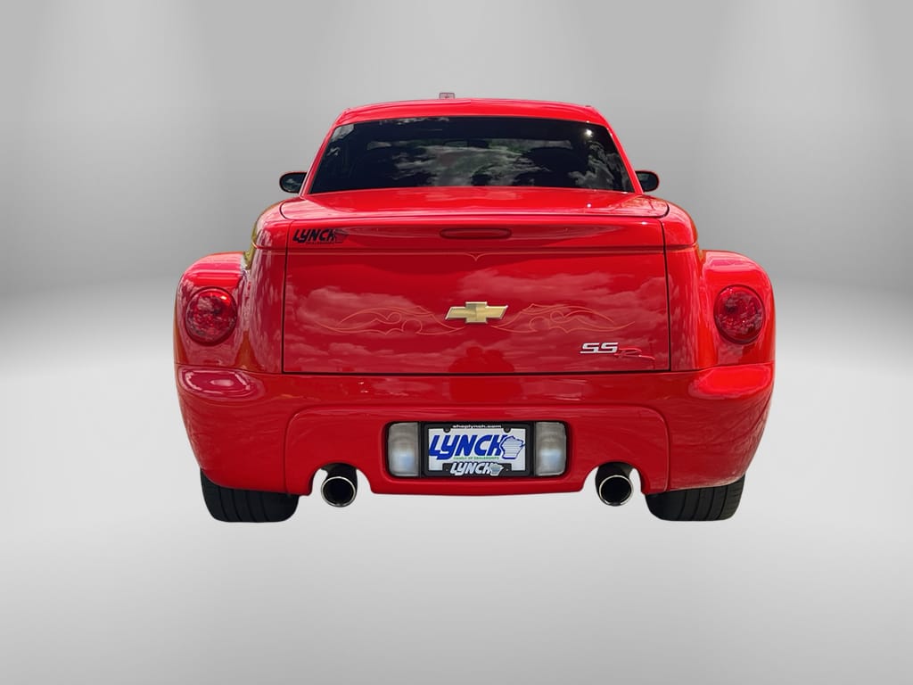 2004 Chevrolet SSR LS