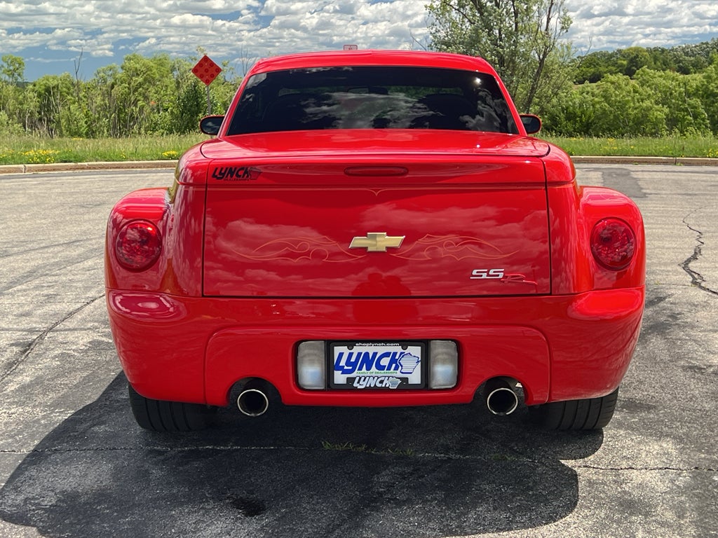 2004 Chevrolet SSR LS