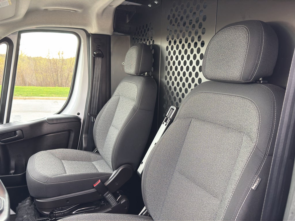 2025 RAM ProMaster 2500 Tradesman 136