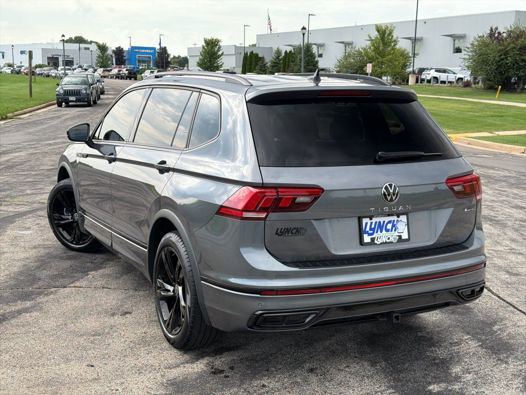 2024 Volkswagen Tiguan SE R-Line Black