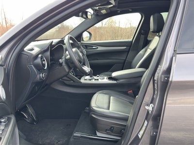 2024 Alfa Romeo Stelvio Volcanic Ti
