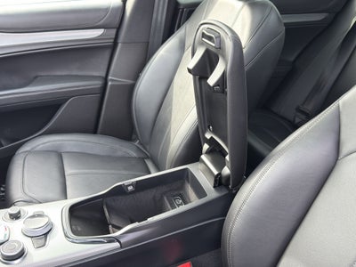 2024 Alfa Romeo Stelvio Volcanic Ti