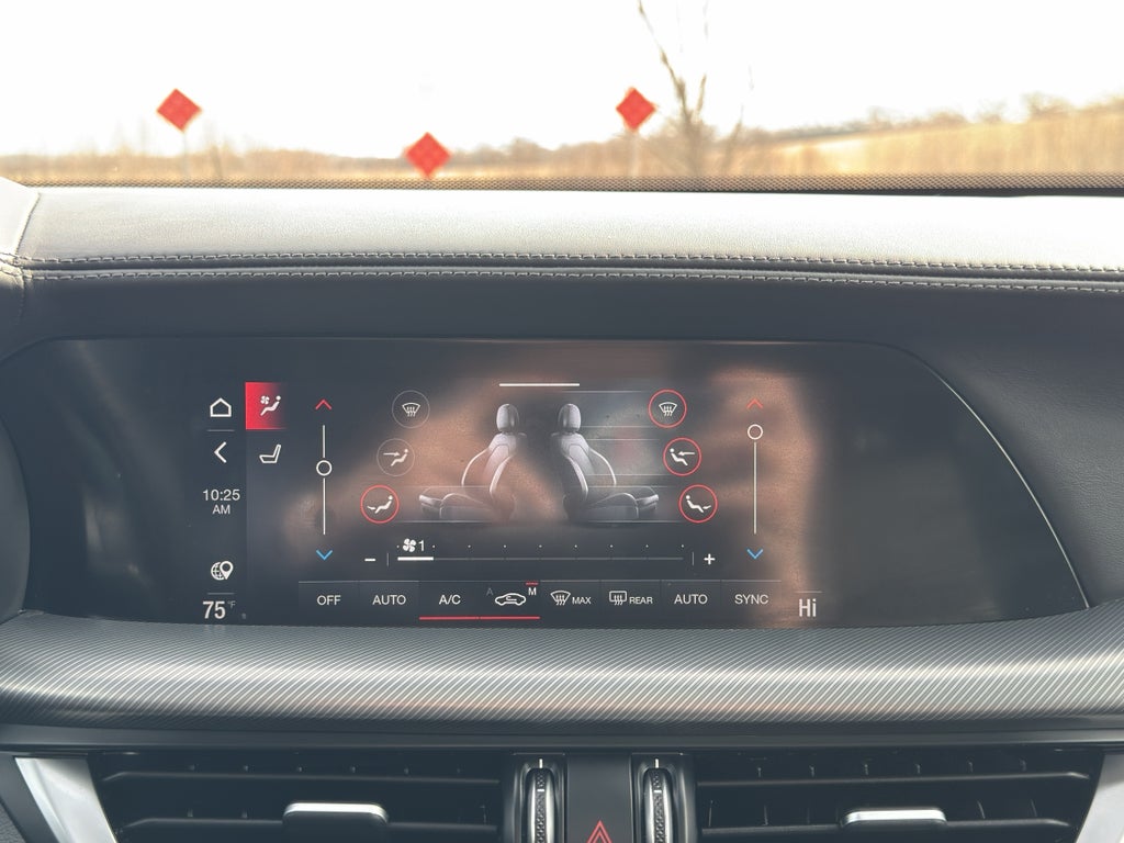 2024 Alfa Romeo Stelvio Volcanic Ti